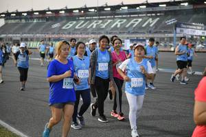 BIB: 50172
                            <button type="button" onclick="openModal(10465658)" class="btn btn-primary btn-sm float-right btn-popup" data-toggle="modal" data-target=".modal-high-quality">
                        <i class="fas fa-shopping-cart"></i> Add to Cart
                    </button>
                                            <button type="button" onclick="isThisMe(10465658, true)" class="btn btn-success btn-sm float-right btn-popup btn-isme hidden" data-toggle="tooltip" data-placement="bottom" title="นี่คือรูปของคุณใช่ไหม คลิกที่นี่เพื่อเอาเข้าอัลบั้ม">
                        <i class="fas fa-plus"></i> Add to album
                    </button>
                    <button type="button" onclick="isThisMe(10465658, false)" class="btn btn-warning btn-sm float-right btn-popup btn-isnotme hidden">
                        <i class="fas fa-ban"></i> Remove from album
                    </button>